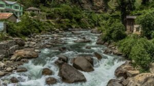 Read more about the article 10 Best Places to Visit in Jibhi in April: Waterfalls, Meadows & Hidden Villages