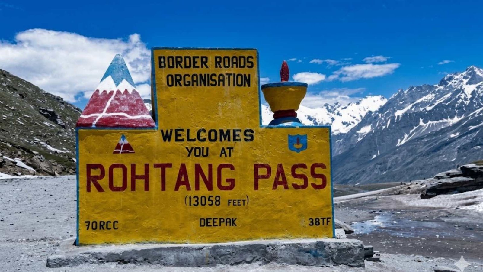 You are currently viewing Rohtang Pass in June 2026: Snow, Weather, Permit, Road Status and Travel Tips
