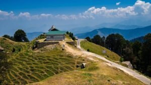 Read more about the article Narkanda in October 2026: Weather, Snow Chances & Travel Guide