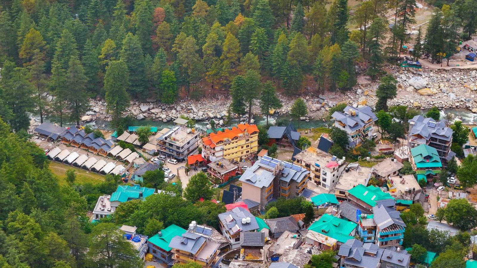 How Many Days Are Enough for Kasol in May