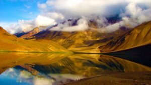 Read more about the article Chandratal in September 2026: Weather, Road Status, Camping & Best Time Guide