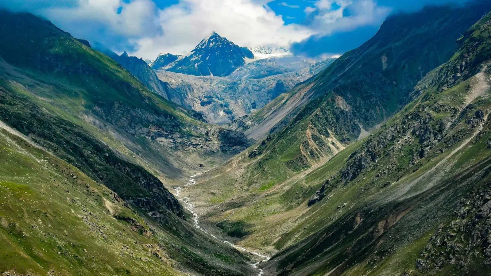 Hampta Pass Trek Guide – Route, Itinerary, Difficulty & Best Time to Visit