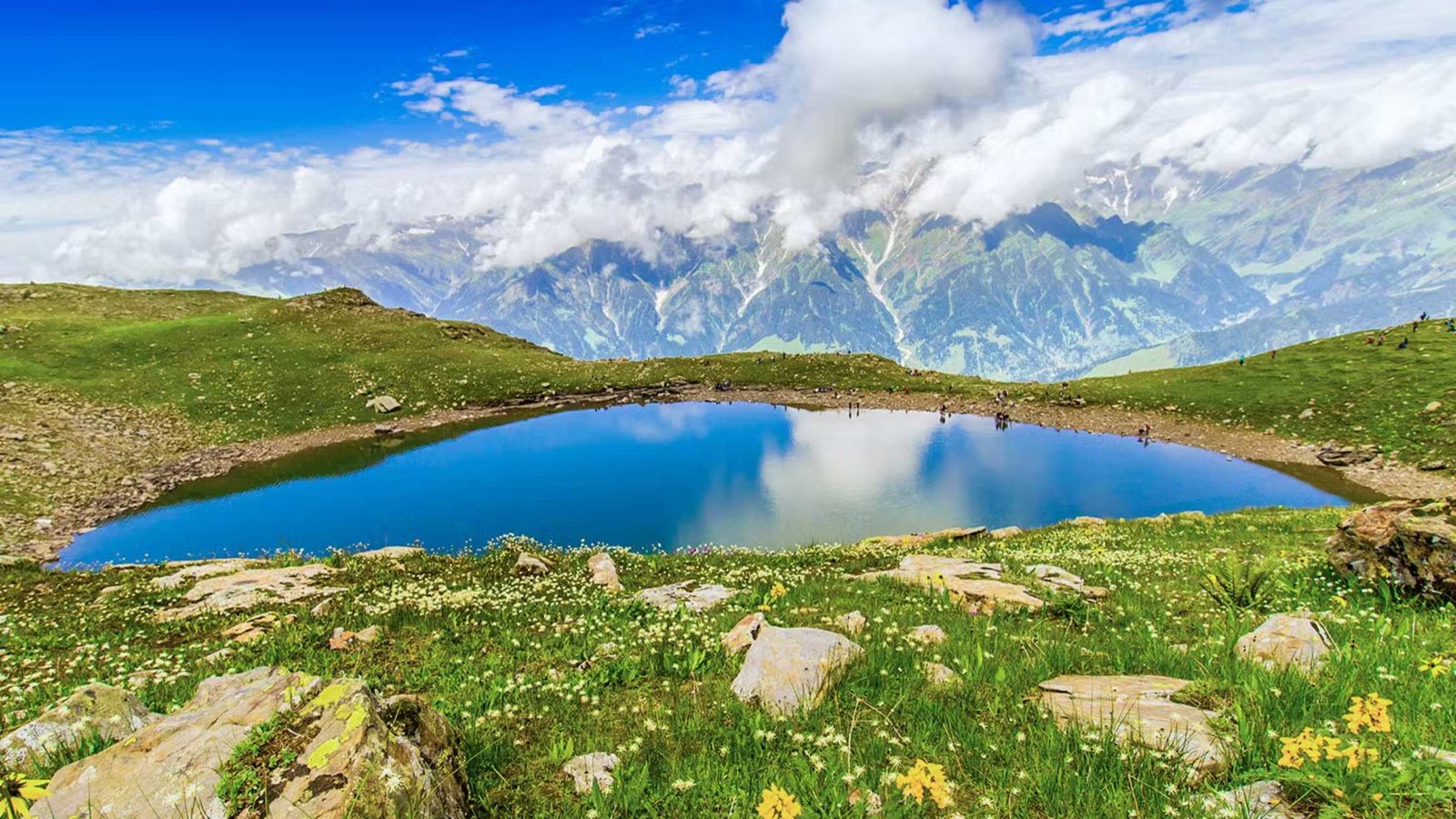 You are currently viewing Bhrigu Lake Trek in September 2026: Weather, Itinerary, Cost and Local Tips