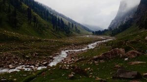 Read more about the article Himachal Pradesh in Monsoon 2026: Safe Places, Weather, Risks and Travel Plan