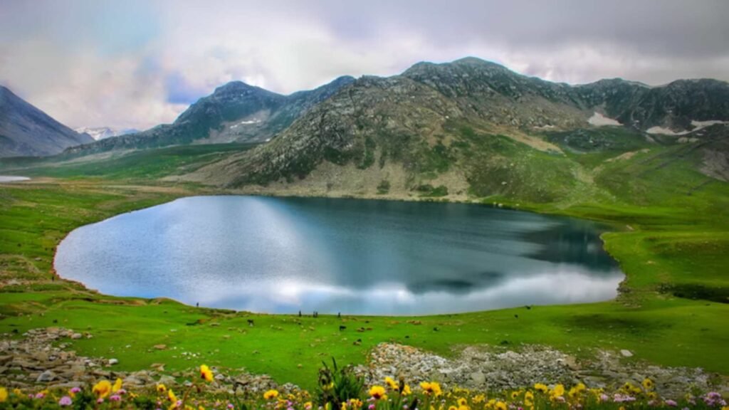 Spectacular views of the Pir Panjal Range from the Bhrigu Lake trail