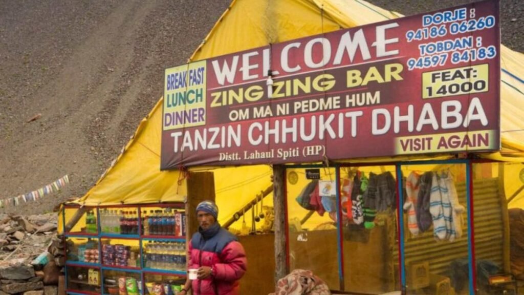Zingzing Bar Baralacha La Pass
Baralacha La Pass in June