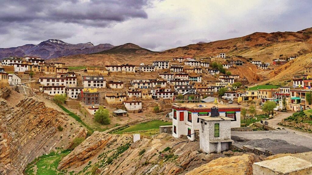 Where to Stay in Spiti in Autumn and What to Confirm