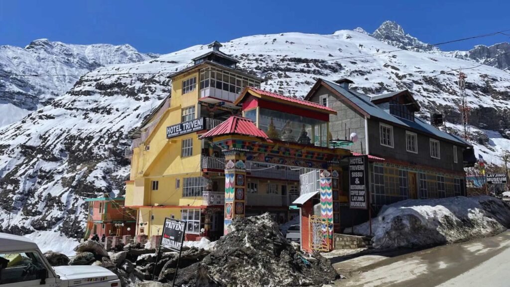 Hotel Triveni Sissu Manali