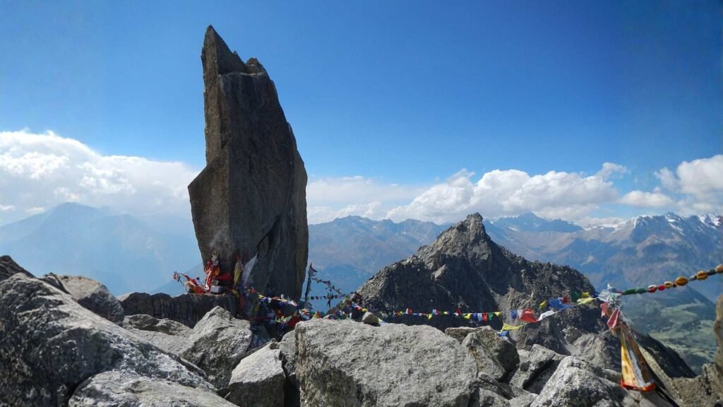 Kinnaur Kailash (Kinner Kailash)
