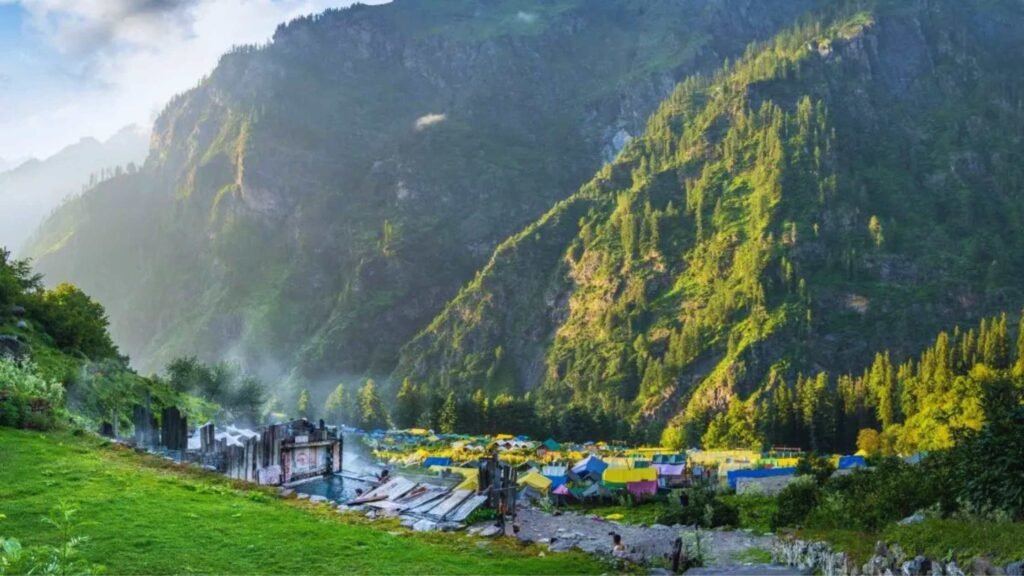 Mountain camping at Kheerganga Trek in the beautiful Parvati Valley Kasol