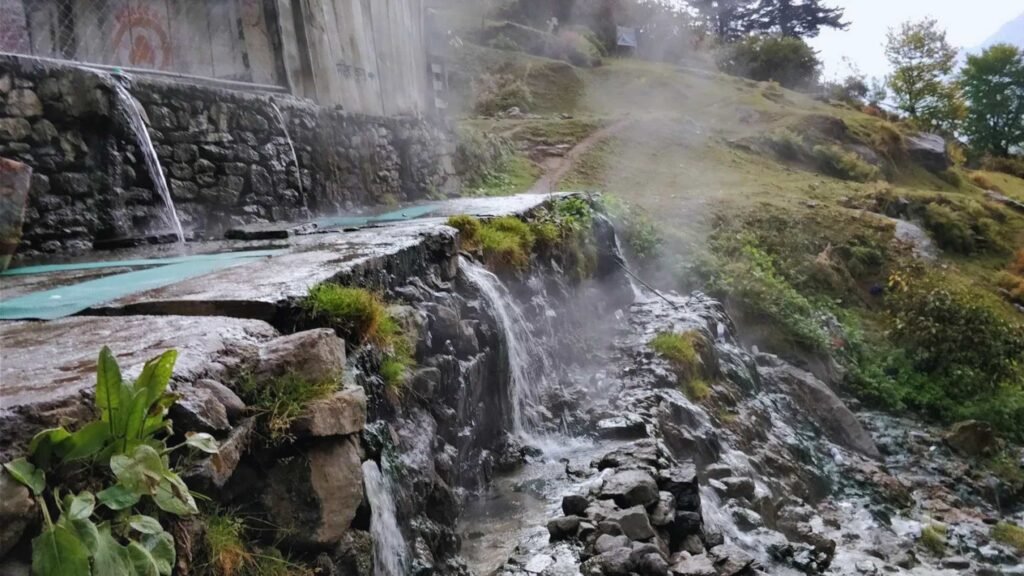 Kheerganga Hot Springs — What Is Actually Verified?