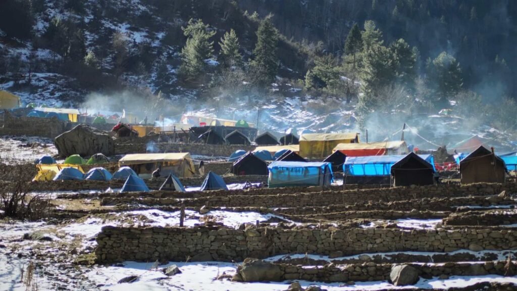 Winter Camping in Kheerganga Trek Kasol