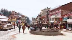 Read more about the article Manali in November 2026: Weather, Snow, Roads & What to Expect