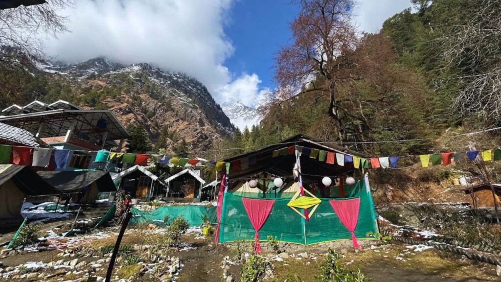 Where to Stay When Tosh Closes for Winter