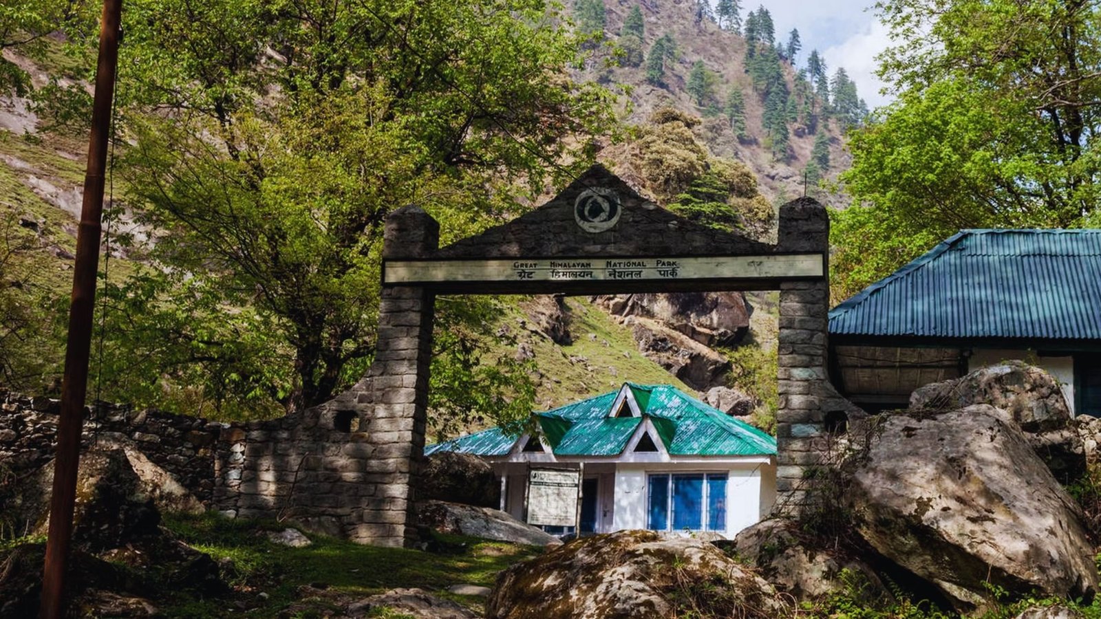 You are currently viewing Jibhi in November 2026: Weather, Snow, Jalori Pass & Trip Planning