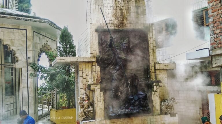 Lord Shiva Temple Staute at Manikaran near Kasol Himachal Pradesh