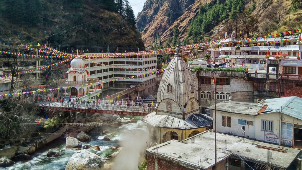 Visit Manikaran Sahib and Its Hot Springs